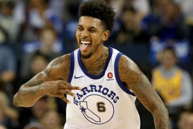 阿斯：皇马绝不会通过竞价来引援中卫，专注于合同到期的球员（阿斯报称：皇马拒绝为中卫引援竞价，转而瞄准合同到期球员）