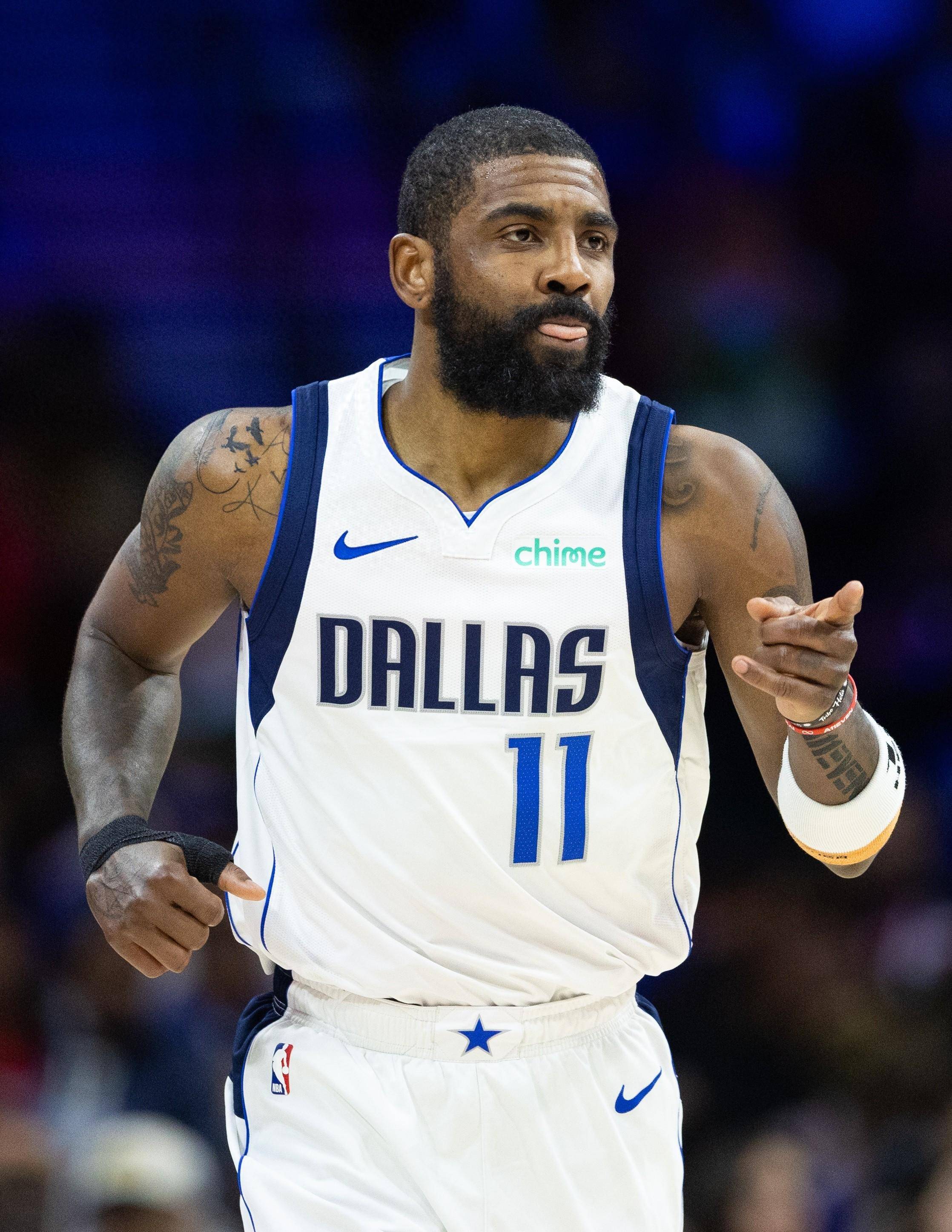 意甲焦点战：国际米兰4-0大胜科莫，路易斯·恩里克闪耀圣西罗（圣西罗之夜：国际米兰4-0零封科莫，路易斯·恩里克光芒四射）