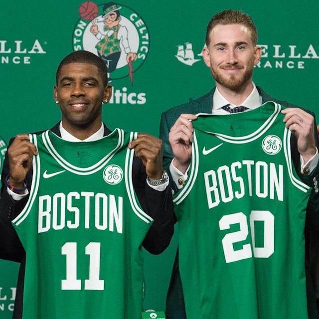 将门虎子，克鲁伊维特的四儿子肖恩代表巴萨竞技在季前赛破门（克鲁伊维特四子肖恩季前赛为巴萨竞技打入一球）